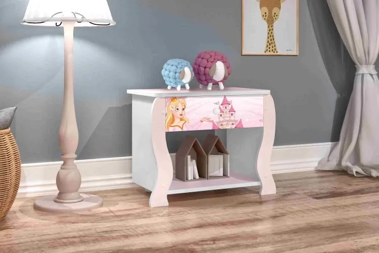 Comoda Lara Princesa 3G1N Branco.Rosa J&A Moveis — Mesa Cabeceira Lara Princesa - Branco/Rosa