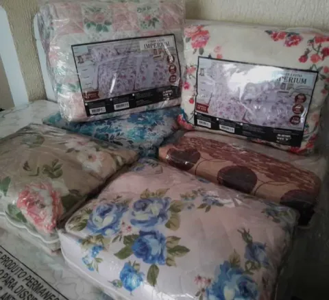 Cobre Leito Casal Imperium 230x200 com 3 Pecas Estampado Sortido Marcelino
