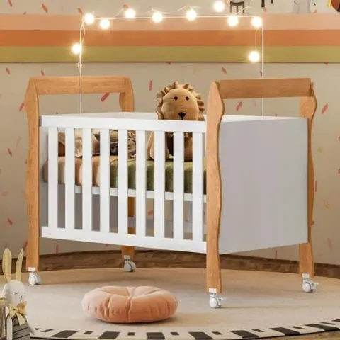 Berco Mini Cama Soninho com 3 Funcionalidades Amadeirado.Branco Tigus